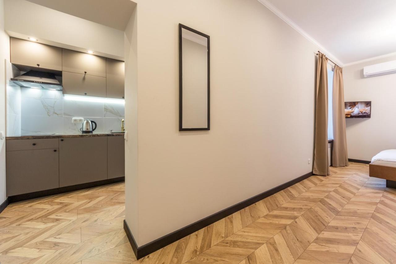 Design Apartment On Mykhailivskyi Ln. 4 เคียฟ ภายนอก รูปภาพ