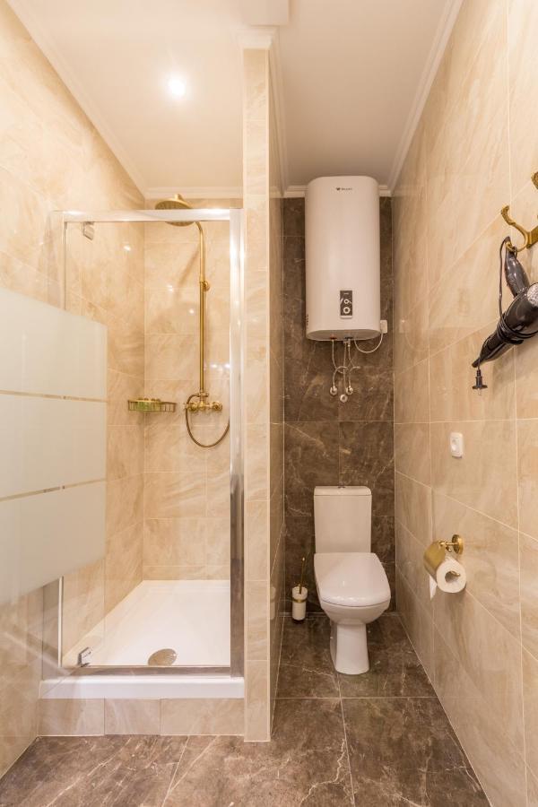 Design Apartment On Mykhailivskyi Ln. 4 เคียฟ ภายนอก รูปภาพ